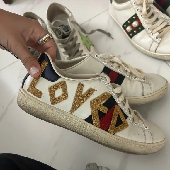 Gucci White Sneakers with Gold and Red Details - Picture 3 of 3